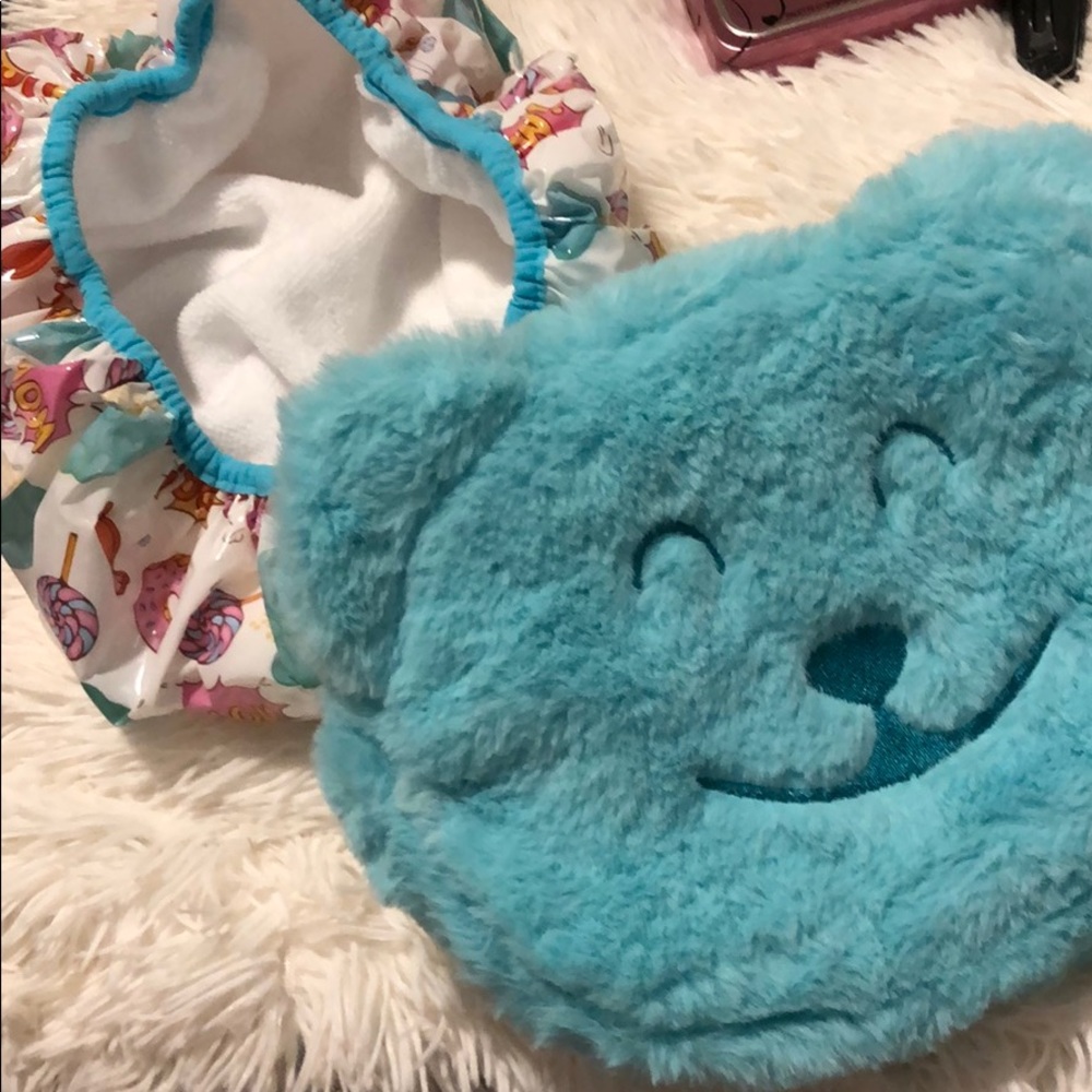 sugar bear hair shower cap and fuzzy bear bag